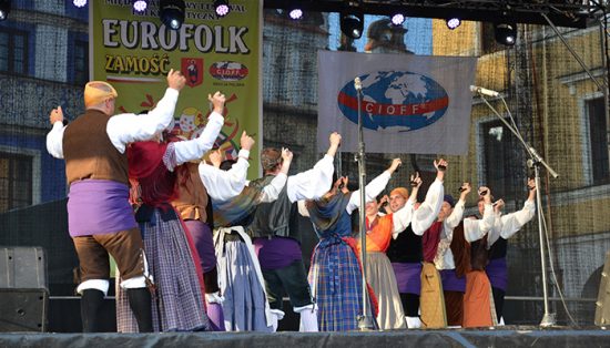Actuaciones del Grupo Folklórico Alto Aragón